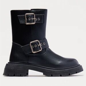 Osara Buckle Booties NEW 🏷️